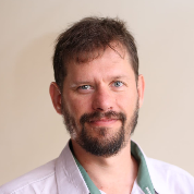 Dr. Fabrício Povh